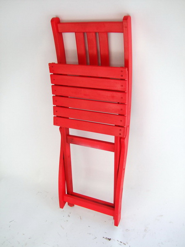 conjunto mesa 4sillas plegables madera roja silla 47-87x36x42 (10eu.) mesa 73x60x60 (15eu.)